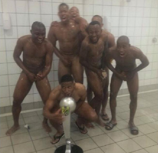 Illustration for article titled South African Soccer Players Apologize For Nude Photo With Trophy